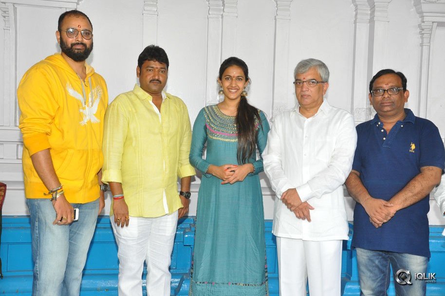 Niharika-Konidela-New-Movie-Launch